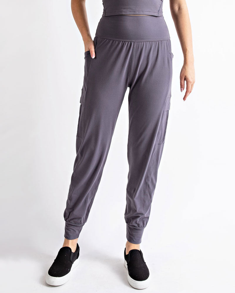 RAE MODE - BUTTER JOGGER WITH SIDE POCKETS