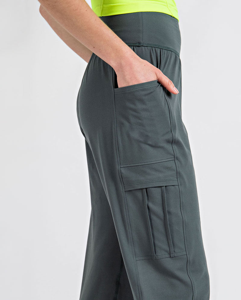 RAE MODE - BUTTER JOGGER WITH SIDE POCKETS